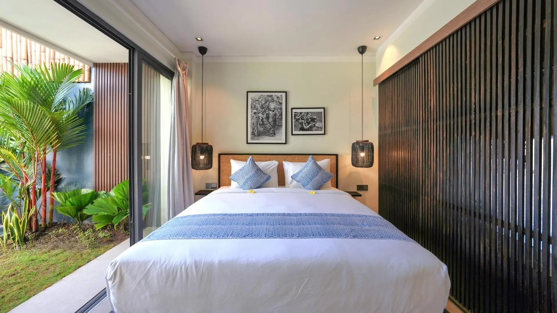 Twin Villas Seminyak Cora & Zeno By Exotic Bali Properties  Seminyak (Bali)